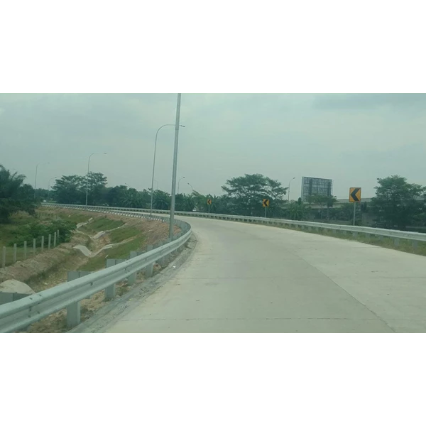 Rel Pengaman Jalan /Pagar Pembatas Jalan Type Aashto tebal 6.0mm